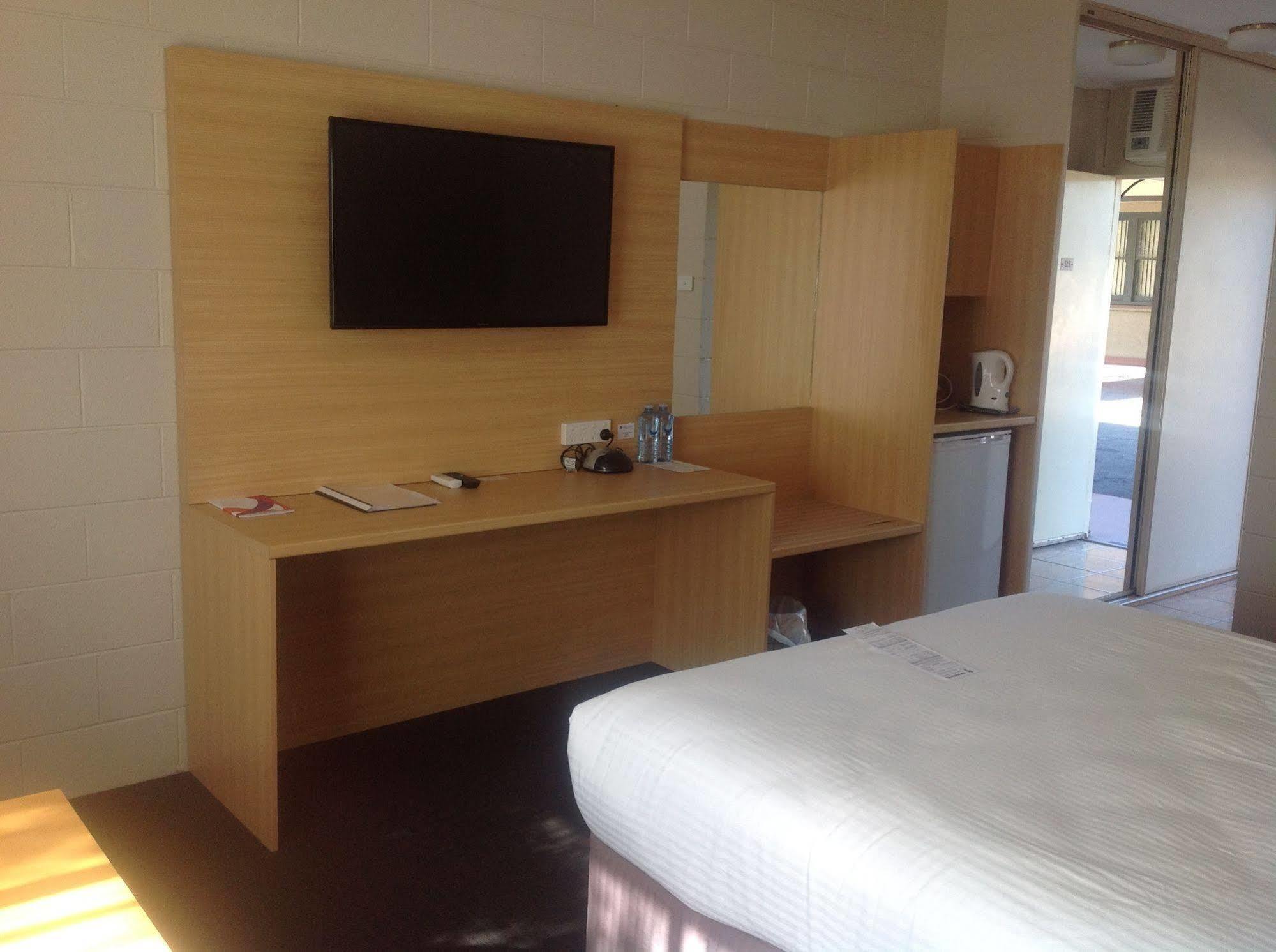 Foreshore Motor Inn Уайалла Экстерьер фото